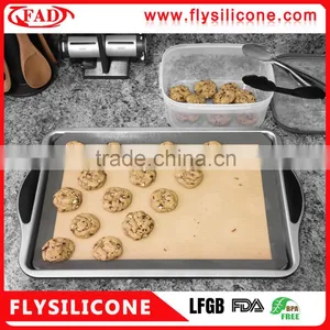 Making Cookie 16.5*11.6 Inch Non-stick Easy-cleaned Silicone Baking Mat thumbnail-6