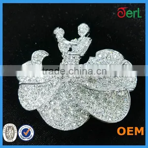 Fashion Clear Rhinestone Lover Brooch For Wedding Invitation thumbnail-1