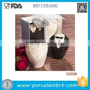 Bride and Groom Salt and Pepper Shaker Ceramic Wedding Favor thumbnail-1