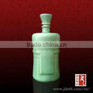 Fine Green Glazed Ceramic Porcelain Japanese Wine Bottle thumbnail-1