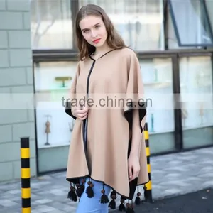 Big Street PU Edging Latest Fashion Wooden Beads Decorated Office Shawl Cloak thumbnail-2