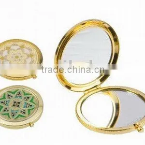 Two Side Metal Pocket Mirror thumbnail-1