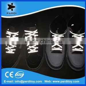Clubbing 3M Light Reflective Shoe Laces Reflects Light in the Dark thumbnail-1