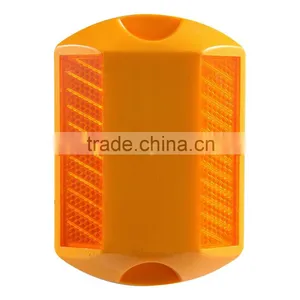 Plastic Traffic Road Divider , Plastic Cat Eyes 3M Road Stud thumbnail-2