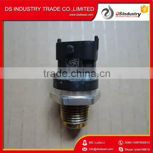 Diesel Engine Fuel Injection Common Rail Pressure Sensor 0281002706 thumbnail-1