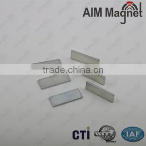 Wholesale 20mm*10mm*1.2mm Rectangle Neodymium Magnet thumbnail-3
