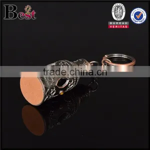 5ml Metal Keychain Spray Bottle Vintage Design Mini Keychain Spray Bottle Perfume Bottle Wholesale thumbnail-3