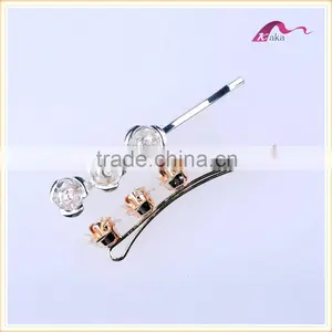 Simple Designs Wedding Ornaments New Arrival Gold&SilverClean Flowers Hair Grips Metal Decorated Hair Clips For Girls Gifts thumbnail-2