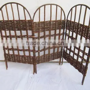 Willow Garden Panel Fence thumbnail-1