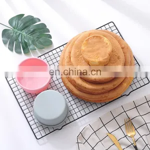 Non-stick Quick Release Tool for Baking Round Cake Pan Silicone Cheesecake Mold thumbnail-5