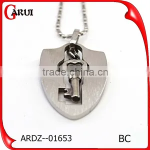 Vacuum Plating Color Stainless Steel Pendants Jewellry Couple Key Pendant thumbnail-3
