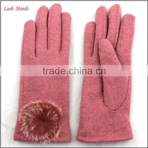 Ladies Fashion Pink Woolen Hand Gloves Manufactory thumbnail-2