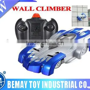 Menkind Remote Control Wall Climbing Car-NIB-Discontinued thumbnail-1