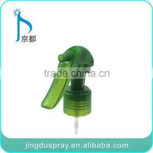 Yuyao Plastic Transparent Deep Green Mini Trigger Sprayer JD-202A thumbnail-1