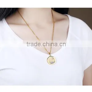 Latest Design Fancy Madonna Pendant for Girls thumbnail-4