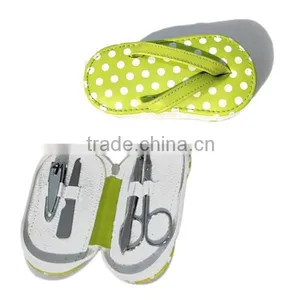 Promotional Cute Shoes Shape Manicure and Pedicure Set for Wholesale thumbnail-1