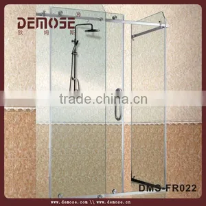 Exterior Outdoor Steam Room | Shower Screen With Frosted Glass thumbnail-1