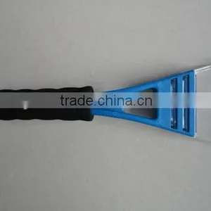 Plastic Ice Scraper With Sponge Handle thumbnail-1