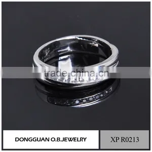 Fashion Women Wedding Ring Stainless Steel Single Cubic Zirconia Classic Engagement Ring thumbnail-3