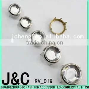 Round Acrylic Stone Stud thumbnail-1