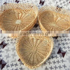 Heart Shape Sweet Exquisite Willow Fruit Basket thumbnail-1