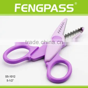 S5-1012 5.5 Inch 2Cr13 Stainless Steel Blade With Colorful Plastic Handle Shape Cutting Scissors thumbnail-3