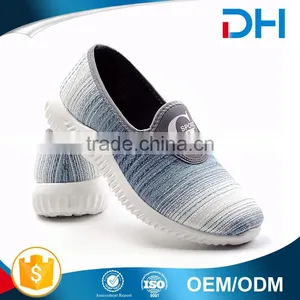 China Wholesale Low Price PVC Outsole Flat Casual Sport Men Shoes $1 Dollar Shoes 2017 thumbnail-4