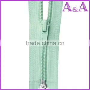 Directly China Factory Long Chain Nylon Zipper Rolls 3# 5# 7# 8# 10# Zipper Roll in Factory Cheap Price thumbnail-3