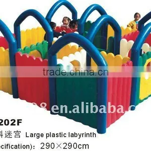 Amusement Plastic Labyrinth/toy thumbnail-1