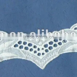 Collar Motif thumbnail-1