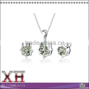 Colorful Women Snowflake Jewelry Set Snowflake Necklace Earrings Jewelry Set thumbnail-2