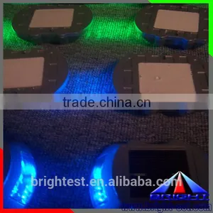 0.3wp Constant Light or Flashing Traffic Signal Lights,Full Size Solar LED Road Studs thumbnail-3