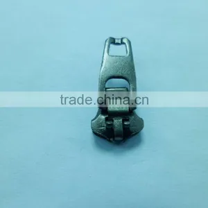 3# Plated Black Nickel Teeth Brass Zipper Plated Black Nickel 45YG Brass Zipper Slider Jeans Zipper Slider thumbnail-2
