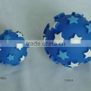 Star Vinyl Squeaky Chew Dog Toy Ball thumbnail-1