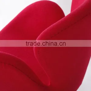China Manufacturer Arne Jacobsen Red Wool Swan Chair Replica thumbnail-4