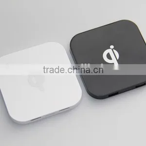 QI Wireless Mobile Phone Battery Charger With Two Usb Output thumbnail-4