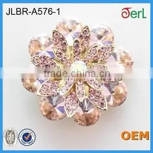 Shinning Fashion Wedding Invitation Crystal Embellishment Brooch thumbnail-5