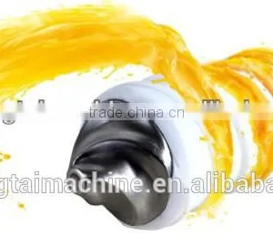 Manual Orange Juicer thumbnail-3