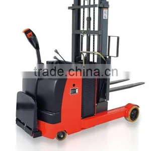 Electric Reach Truck thumbnail-1