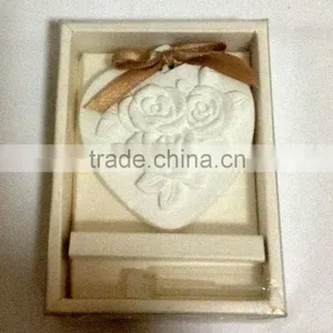 2015 Latest White Ceramic Rose Flower Fragrance Diffuser For Decoration thumbnail-2