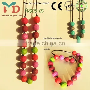 China Popular Designs Bpa Free Food Grade Custom Silicone Safe Teether Jewelry thumbnail-2