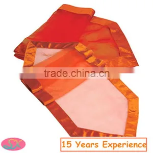 China Supplier Useful Plastic Disposable Paper Table Runner thumbnail-1