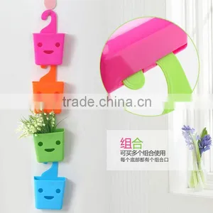 PP Multifunctional Smiling Face Plastic Storage Basket ,smile Shape Mini Hanging Basket Container thumbnail-3