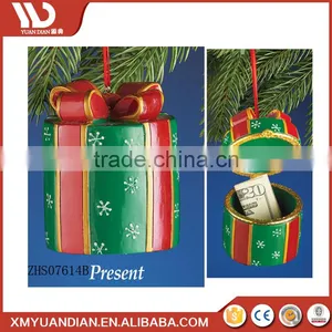 Wholesale Jewelry Box Polyresin Craft Present Hanging Names Resin Christmas Ornaments Wholesale thumbnail-4