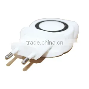 Mobile Phone Accessories Factory Price Wall Charger Made in China Used in Europe thumbnail-3