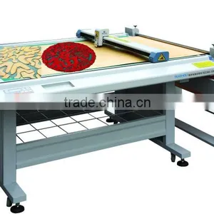 Digital Garment Pattern Cutting Plotter thumbnail-1