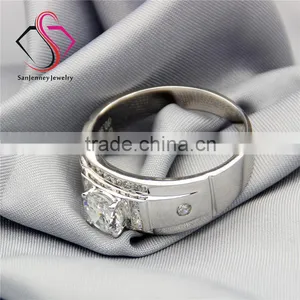 Round Brilliant Cut Moissanite 1.5CT 7.5mm Center 14k 18k White Gold Diamond Wedding Band for Men thumbnail-5