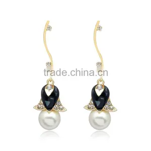 Bridal Wedding Golden Crystal Pearl Flower Drop Dangle Earrings thumbnail-5