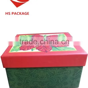Paper Gift Box With Shimmering Powder and UV-coating thumbnail-2