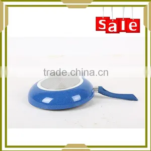 Soft Touch Handle Non Stick Blue Diamond Coating Frying Pan thumbnail-2